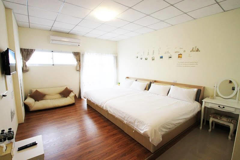 Enjoy Lane 17 B&B T'ai-tung Esterno foto